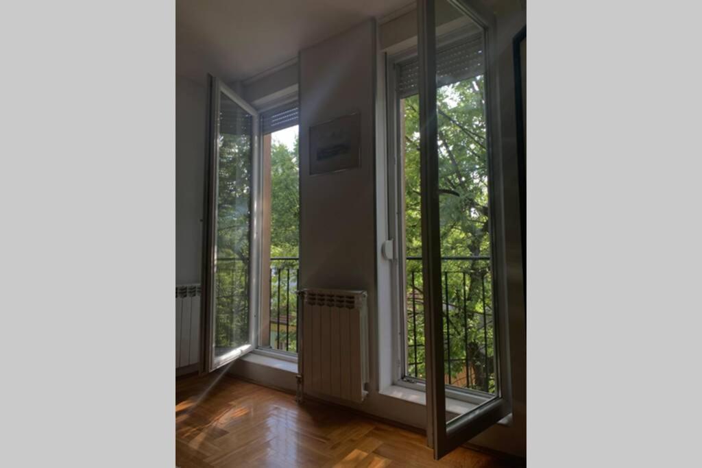 Renovated Cozy Studio 7 At Top Location - Available For Long Term Rentals Novi Sad Buitenkant foto